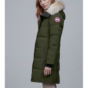 Shelburne Parka by Canada Goose. Size Large